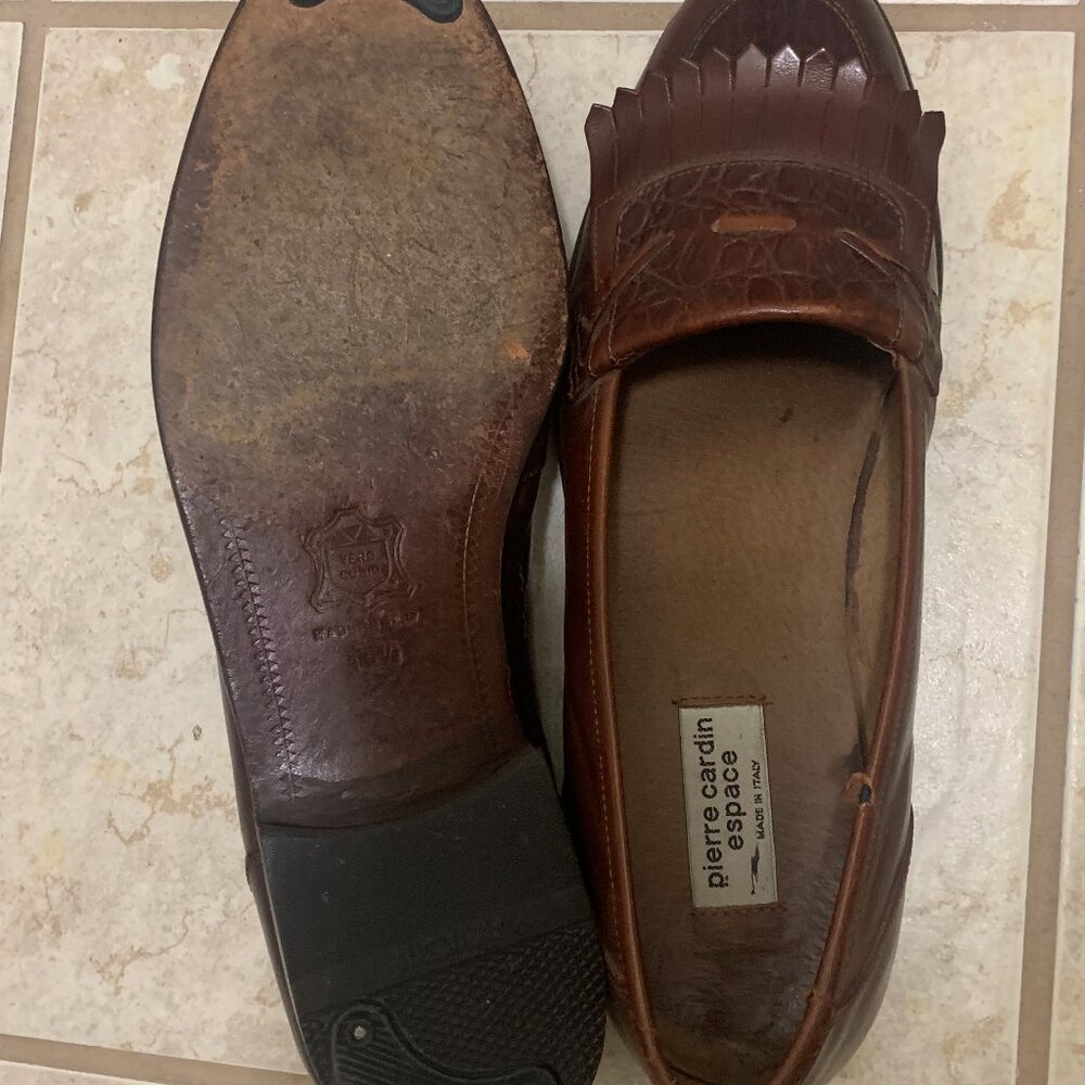 Men's Shoe in Black and Brown colors